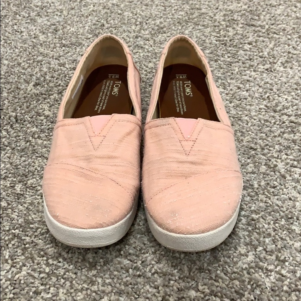 Toms shoes